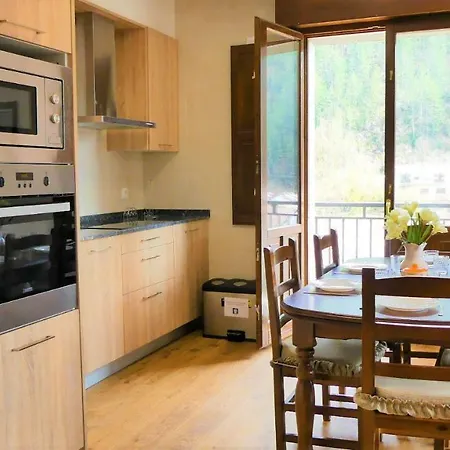Casa Rural Bidezarra A Los Pies De La Selva De Irati Ochagavía Zewnętrze zdjęcie