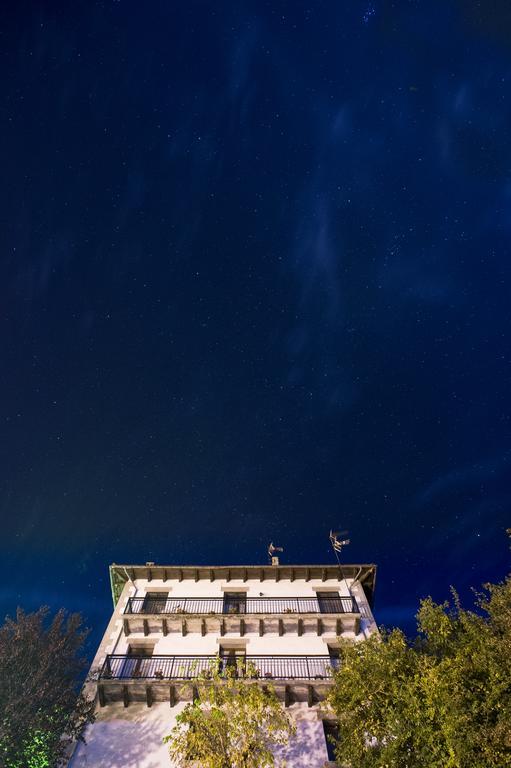 Casa Rural Bidezarra A Los Pies De La Selva De Irati *