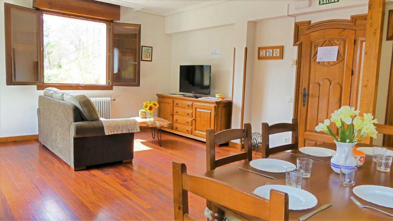 Casa Rural Bidezarra A Los Pies De La Selva De Irati Country house